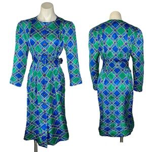 v i n t a g e :: Plaid Buttoned Brocade Satin Dress